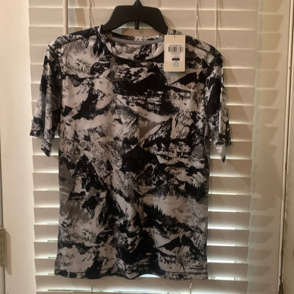 Black/white Youth Large moisture wicking UPF 40 sun protection polyester shirt